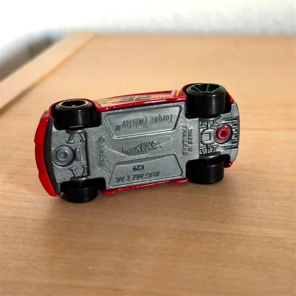 Hot Wheels Torque Twister #32 Red Die-Cast Car 1/64 HW Racing Series
